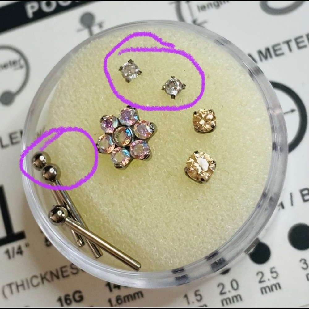 Two titanium threadless ends + posts